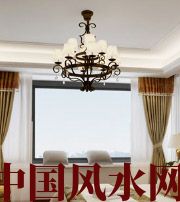 商丘卧室镜面吊顶影响夫妻财运？